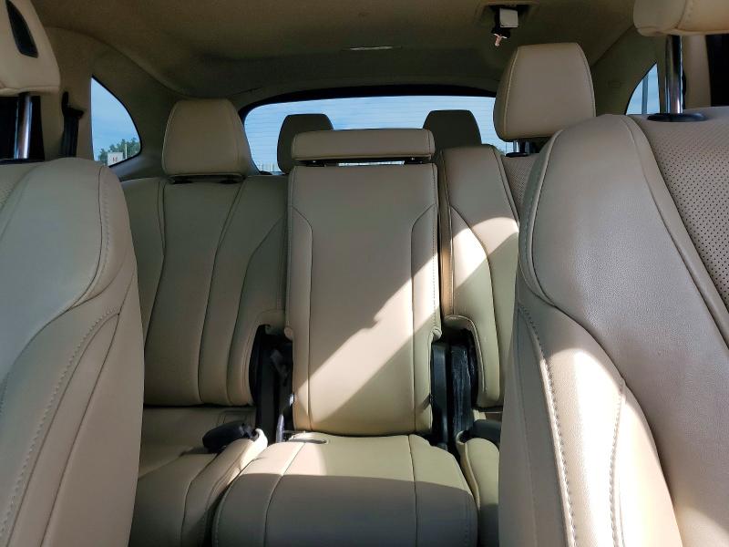 Photo 10 from auction – 2023 ACURA MDX with VIN 5J8YE1H4XPL042459
