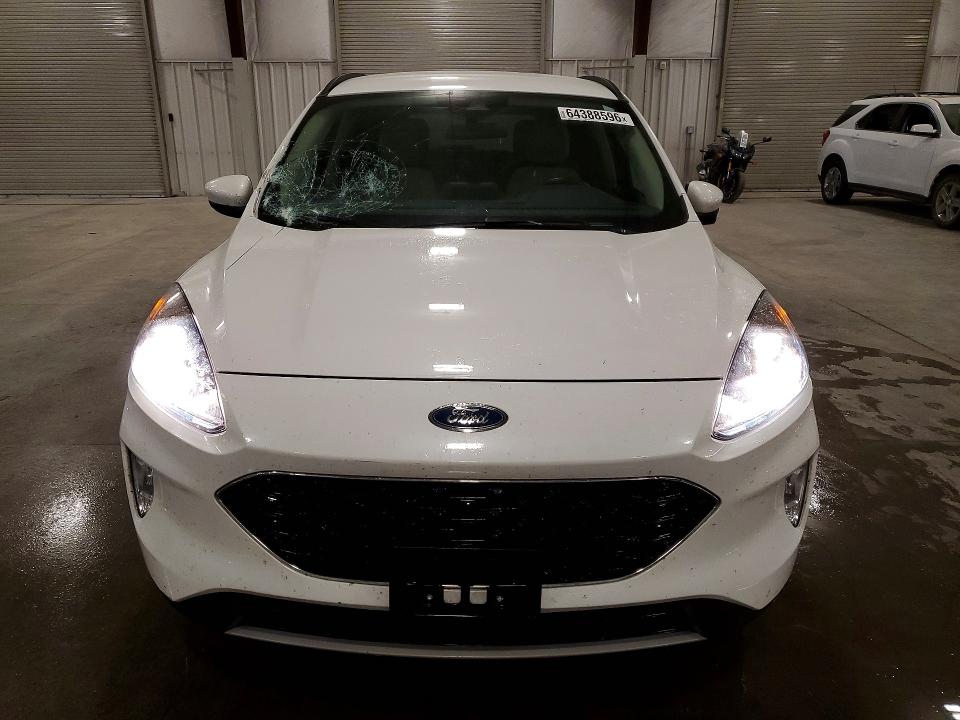 Photo 5 from auction – 2020 FORD ESCAPE with VIN 1FMCU9H90LUA56893