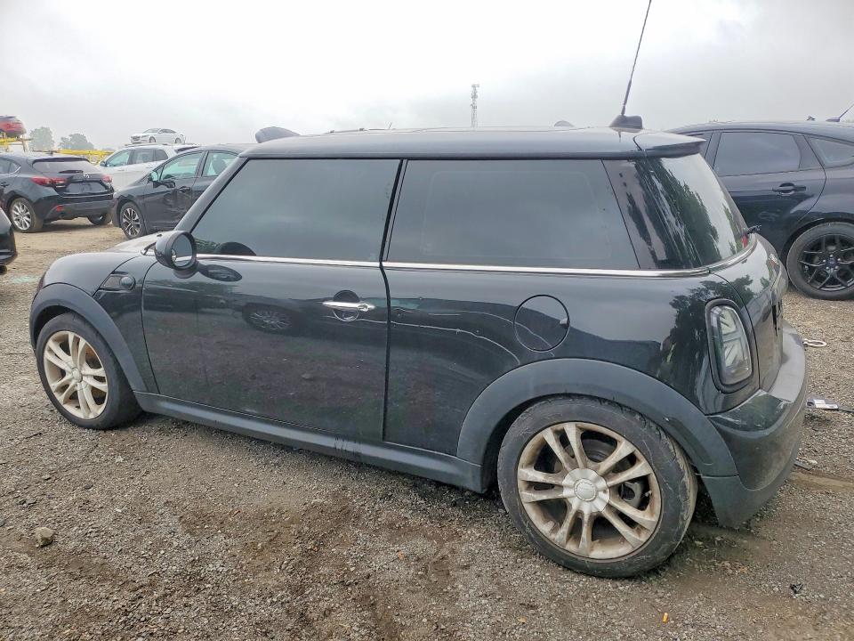 Photo 2 from auction – 2012 MINI COOPER with VIN WMWSU3C50CT368314