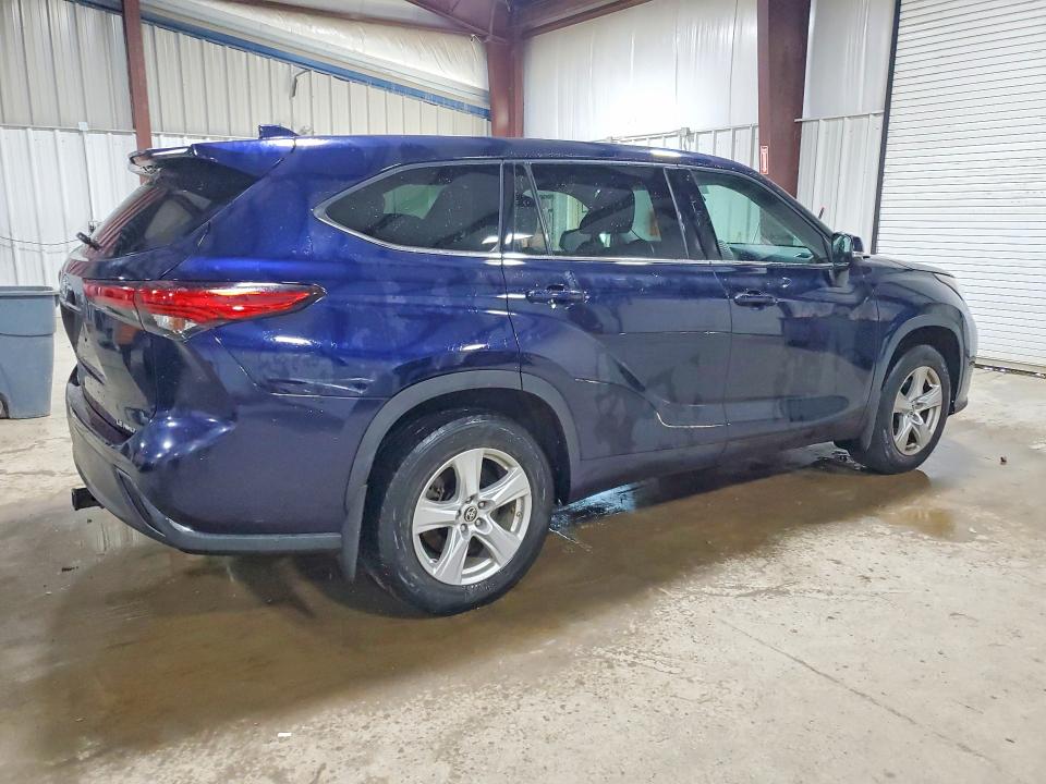 Photo 3 from auction – 2020 TOYOTA HIGHLANDER with VIN 5TDBZRBH2LS009466