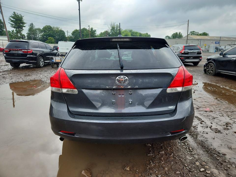 Photo 6 from auction – 2010 TOYOTA VENZA with VIN 4T3BK3BB8AU043176
