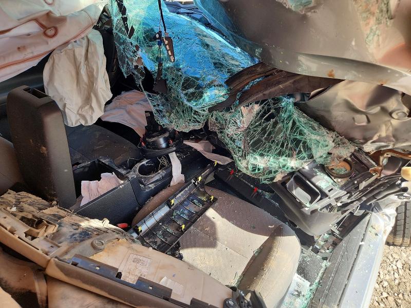 Photo 8 from auction – 2020 TOYOTA TACOMA with VIN 3TYRX5GN9LT002143