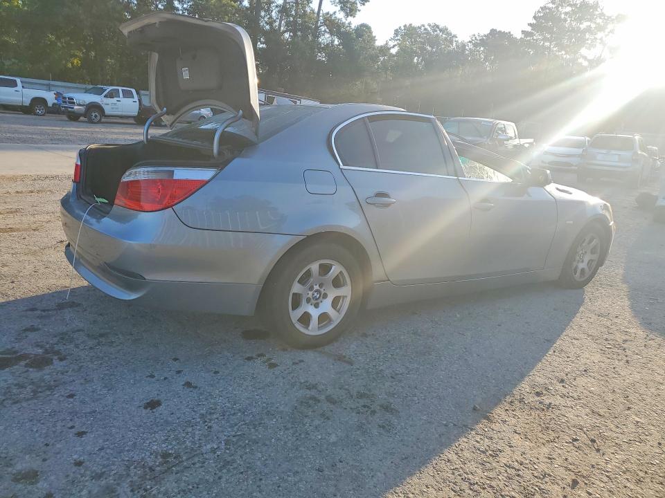 Photo 3 from auction – 2004 BMW 525 with VIN WBANA535X4B854542
