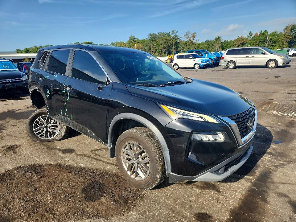 Photo 4 from auction – 2023 NISSAN ROGUE with VIN 5N1BT3AB5PC765369