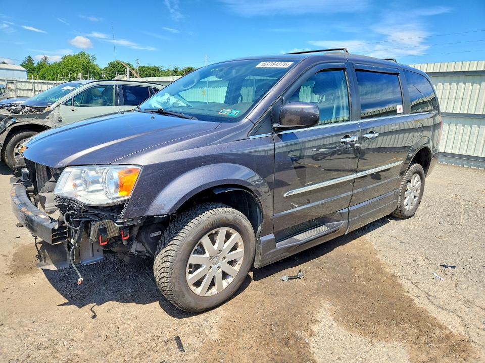 2016 CHRYSLER TOWN & COUNTRY - Търг №63704276
