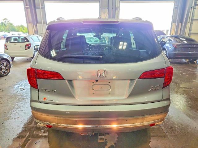 Photo 6 from auction – 2018 HONDA PILOT with VIN 5FNYF6H04JB007299