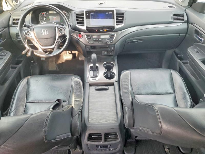 Photo 8 from auction – 2017 HONDA PILOT with VIN 5FNYF6H59HB010933