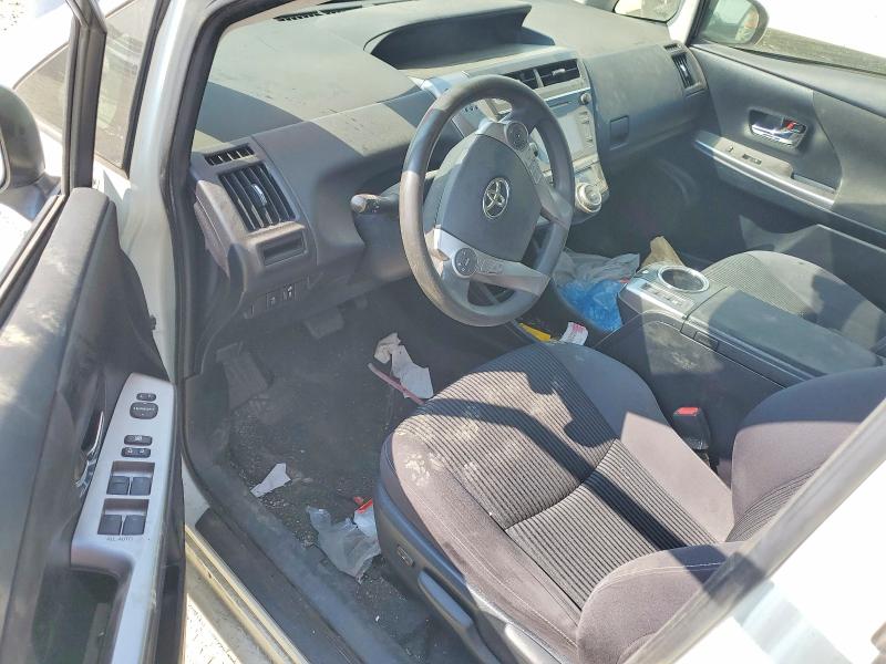 Photo 8 from auction – 2015 TOYOTA PRIUS V with VIN JTDZN3EU7FJ029715