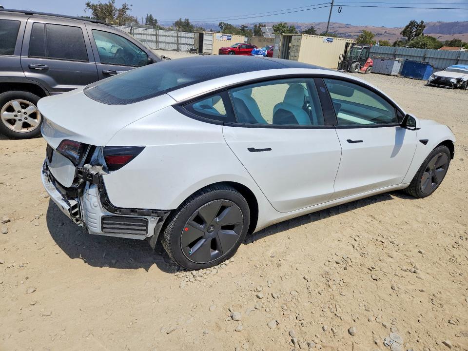Photo 3 from auction – 2022 TESLA MODEL 3 with VIN 5YJ3E1EA3NF322209