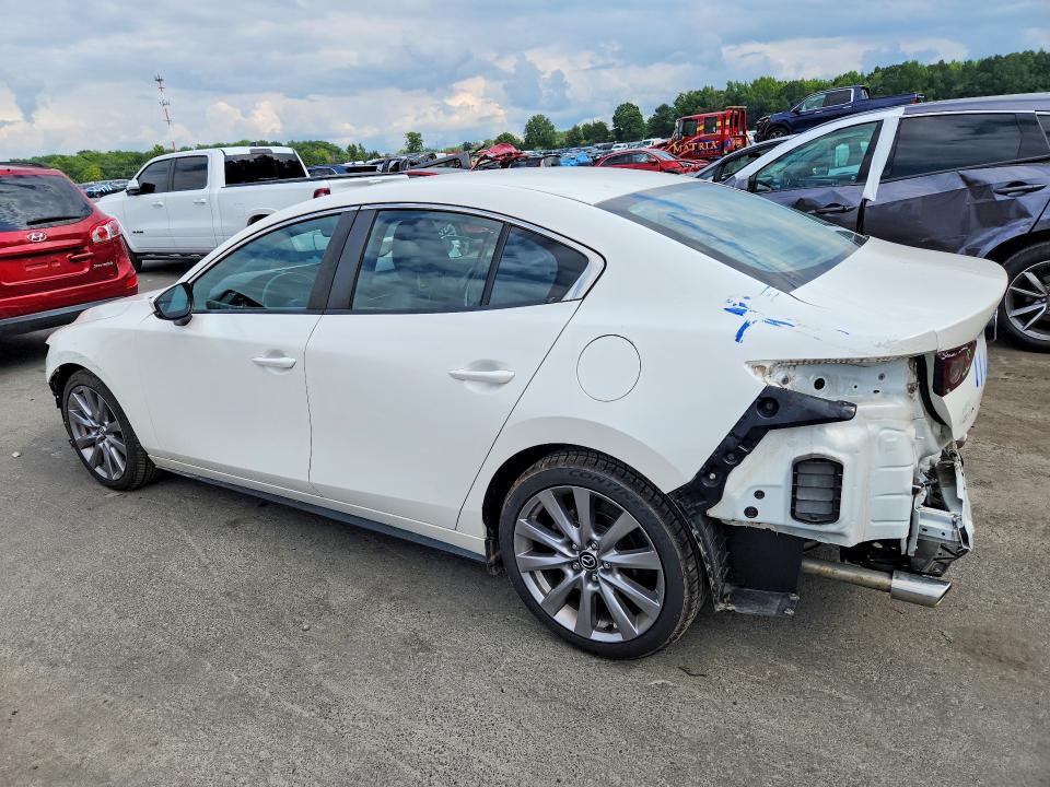 Photo 2 from auction – 2020 MAZDA 3 with VIN JM1BPACL2L1170830