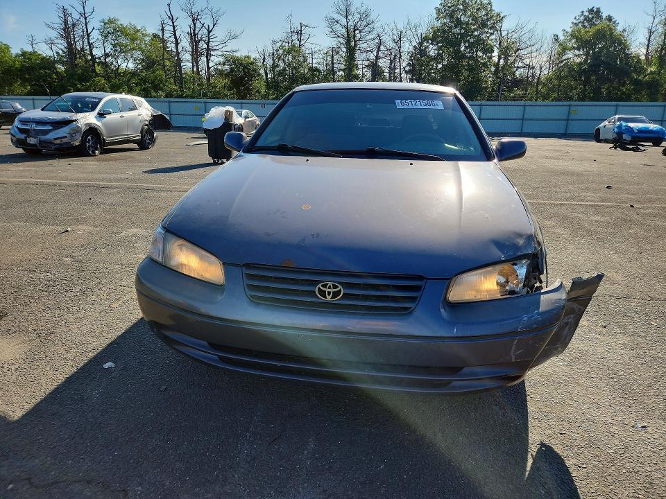 Photo 5 from auction – 1998 TOYOTA CAMRY with VIN 4T1BF22K2WU073451