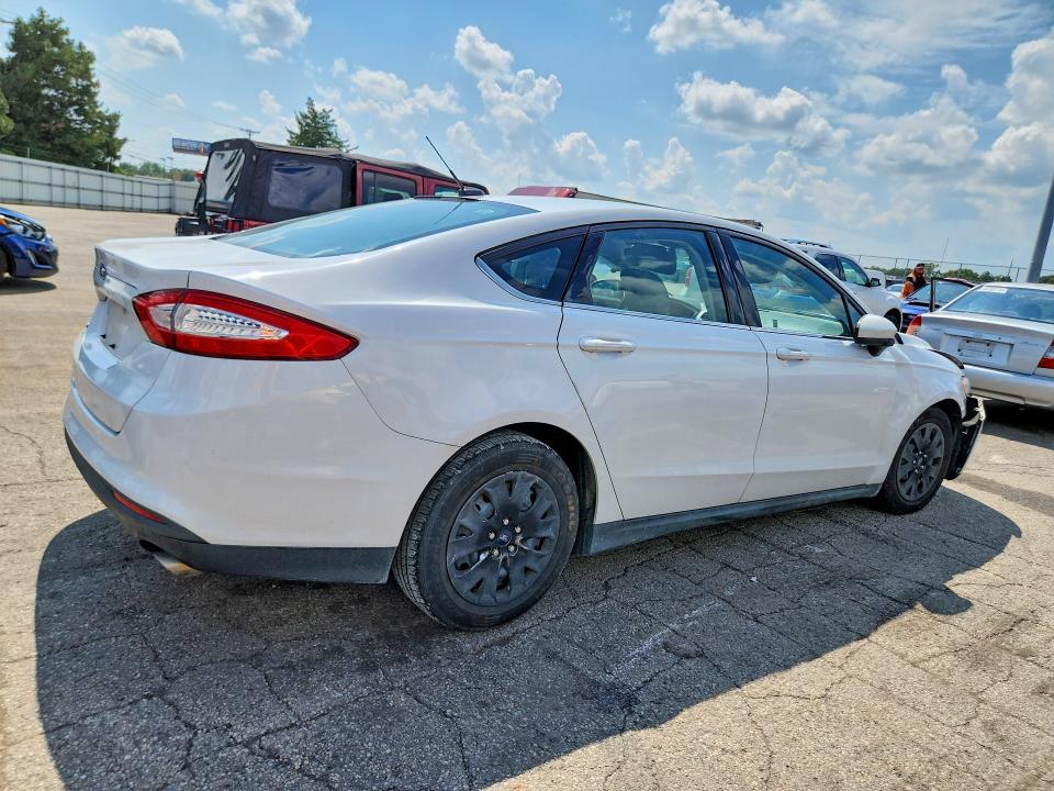 Photo 3 from auction – 2014 FORD FUSION with VIN 3FA6P0G7XER297400