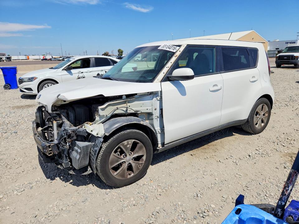 Снимка 1 от търг – 2015 KIA SOUL с VIN KNDJN2A29F7795700