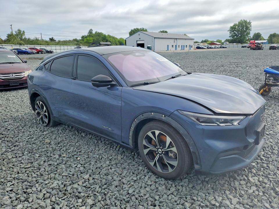 Photo 4 from auction – 2021 FORD MUSTANG MACH-E with VIN 3FMTK3SU9MMA06516
