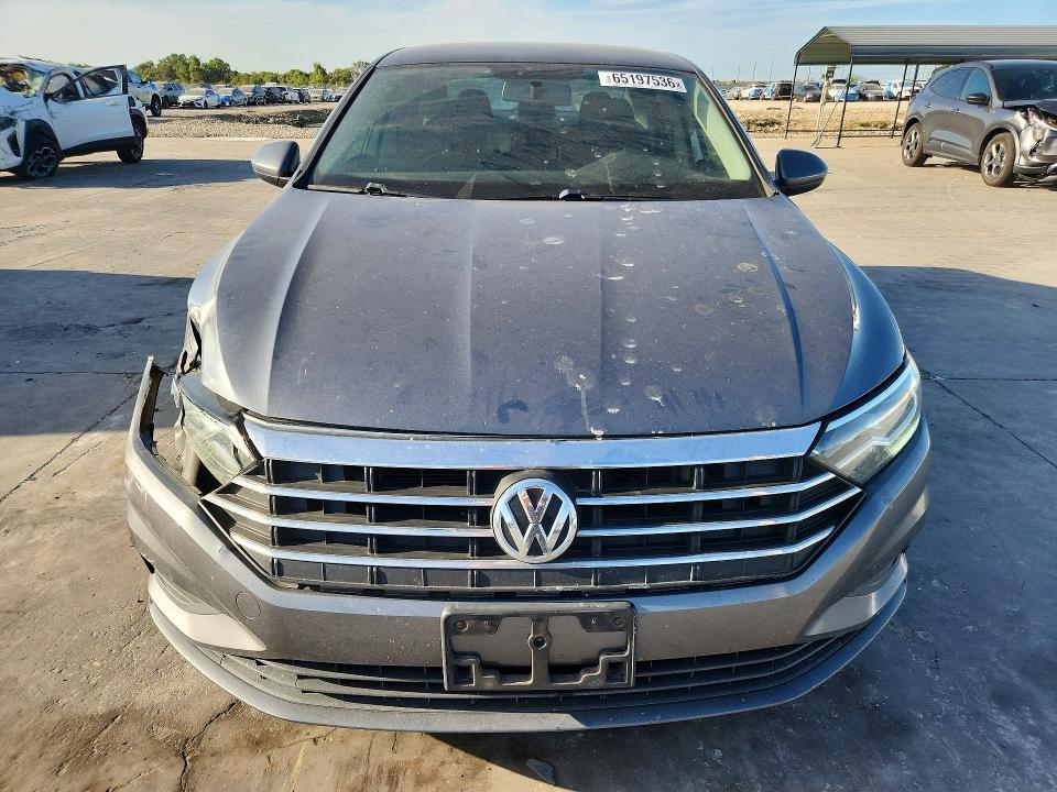Снимка 5 от търг – 2019 VOLKSWAGEN JETTA с VIN 3VWC57BU1KM135511