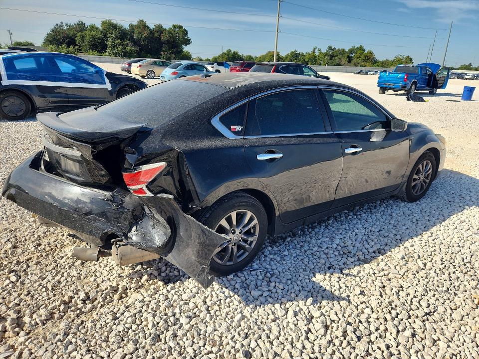 Photo 3 from auction – 2015 NISSAN ALTIMA with VIN 1N4AL3AP2FC442557
