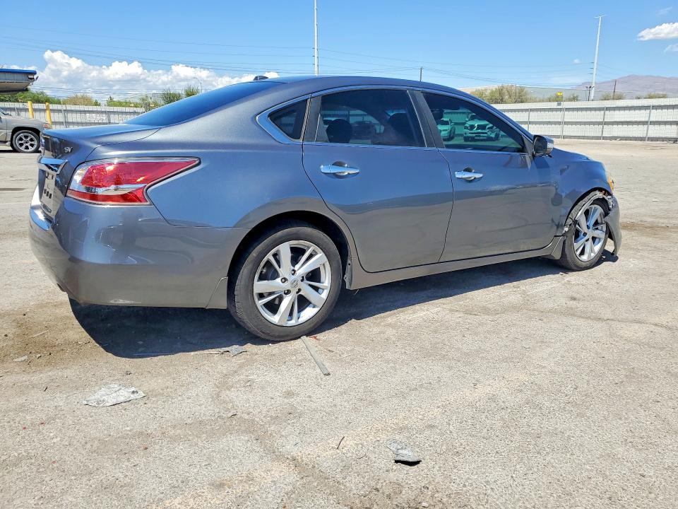 Photo 3 from auction – 2015 NISSAN ALTIMA with VIN 1N4AL3AP2FC465627