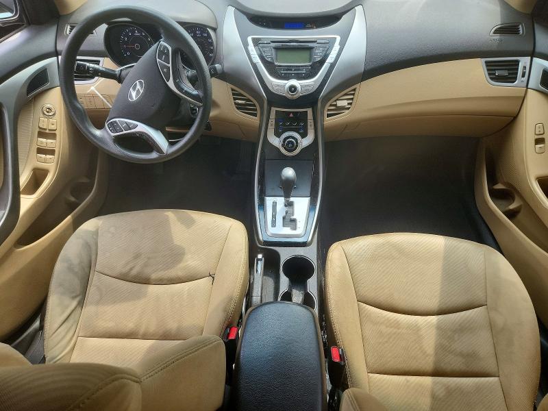 Photo 8 from auction – 2012 HYUNDAI ELANTRA with VIN 5NPDH4AEXCH122447