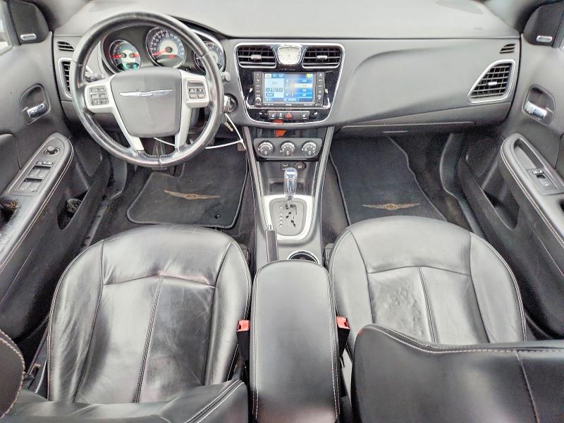 Foto 8 de la subasta – 2011 CHRYSLER 200 con VIN 1C3BC2FG1BN516524