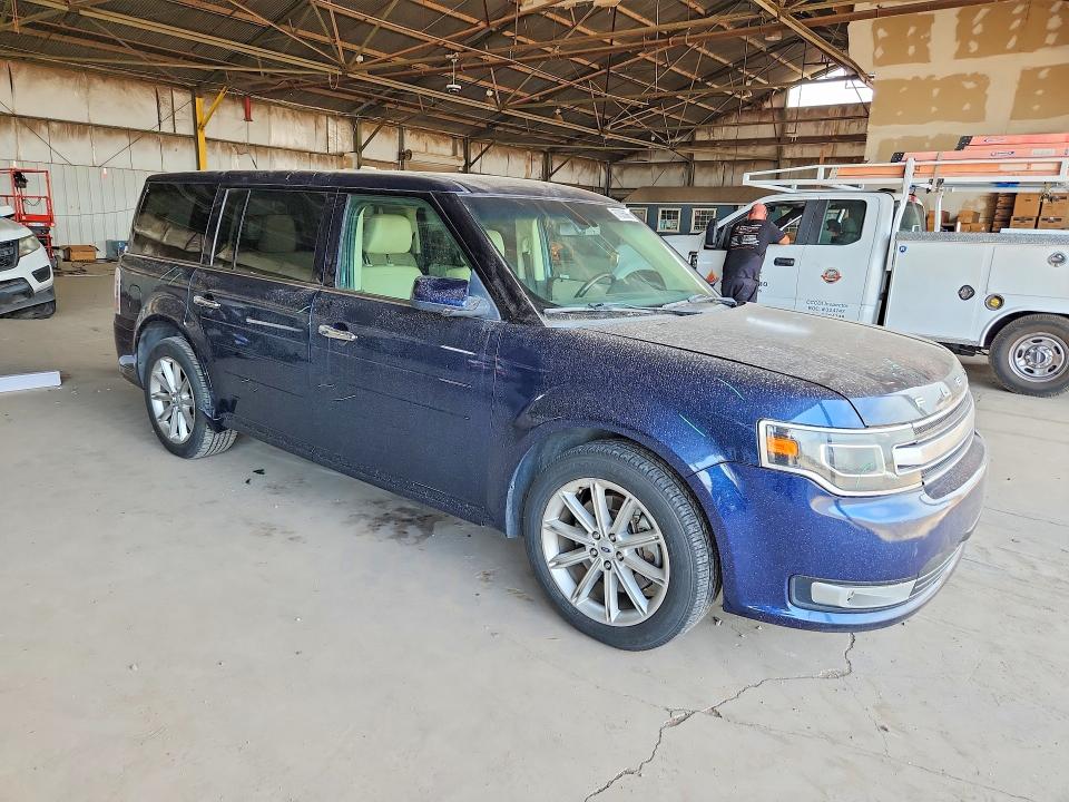Photo 4 from auction – 2017 FORD FLEX with VIN 2FMHK6D82HBA08042