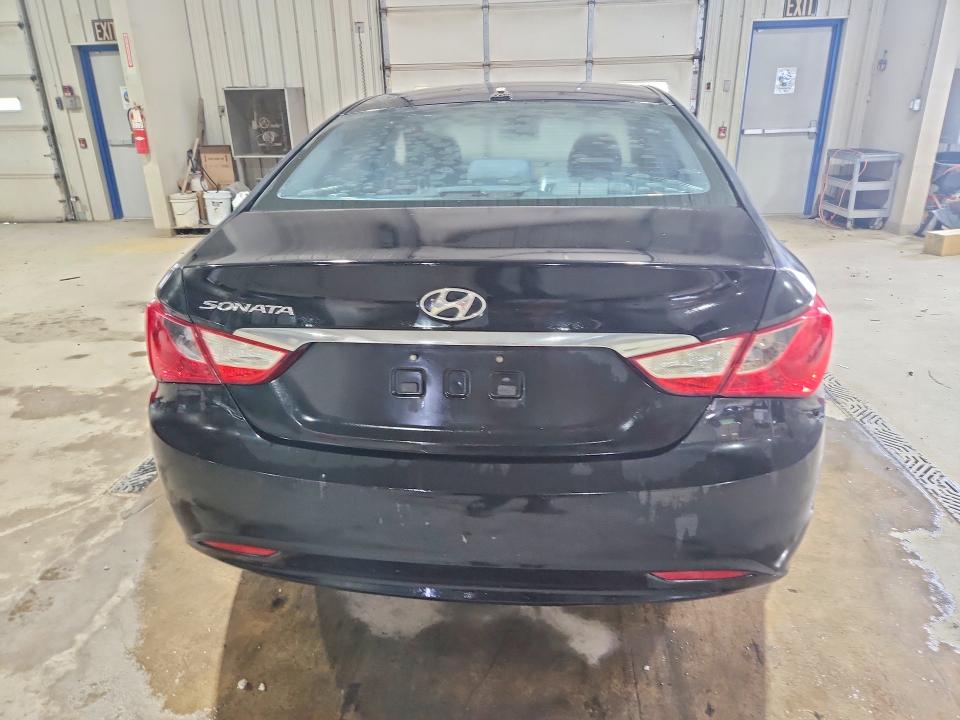 Foto 6 de la subasta – 2012 HYUNDAI SONATA con VIN 5NPEB4ACXCH337413