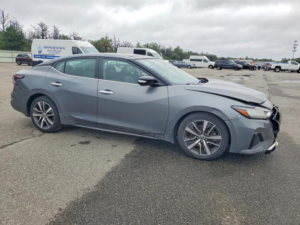 Photo 4 from auction – 2019 NISSAN MAXIMA with VIN 1N4AA6AV8KC373535