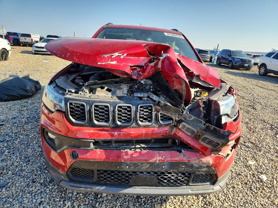 Photo 5 from auction – 2025 JEEP COMPASS with VIN 3C4NJDBN9ST515751