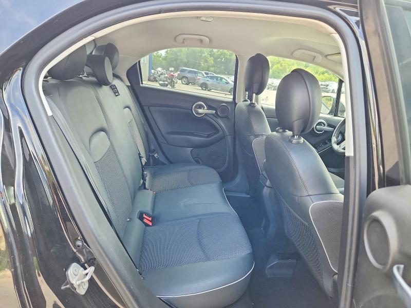 Photo 11 from auction – 2016 FIAT 500X with VIN ZFBCFYCT0GP335411