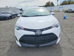 Zdjęcie 5 z aukcji – 2018 TOYOTA COROLLA z VIN 2T1BURHEXJC028431