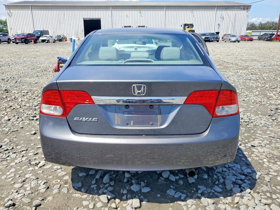 Photo 6 from auction – 2010 HONDA CIVIC with VIN 19XFA1F8XAE031646