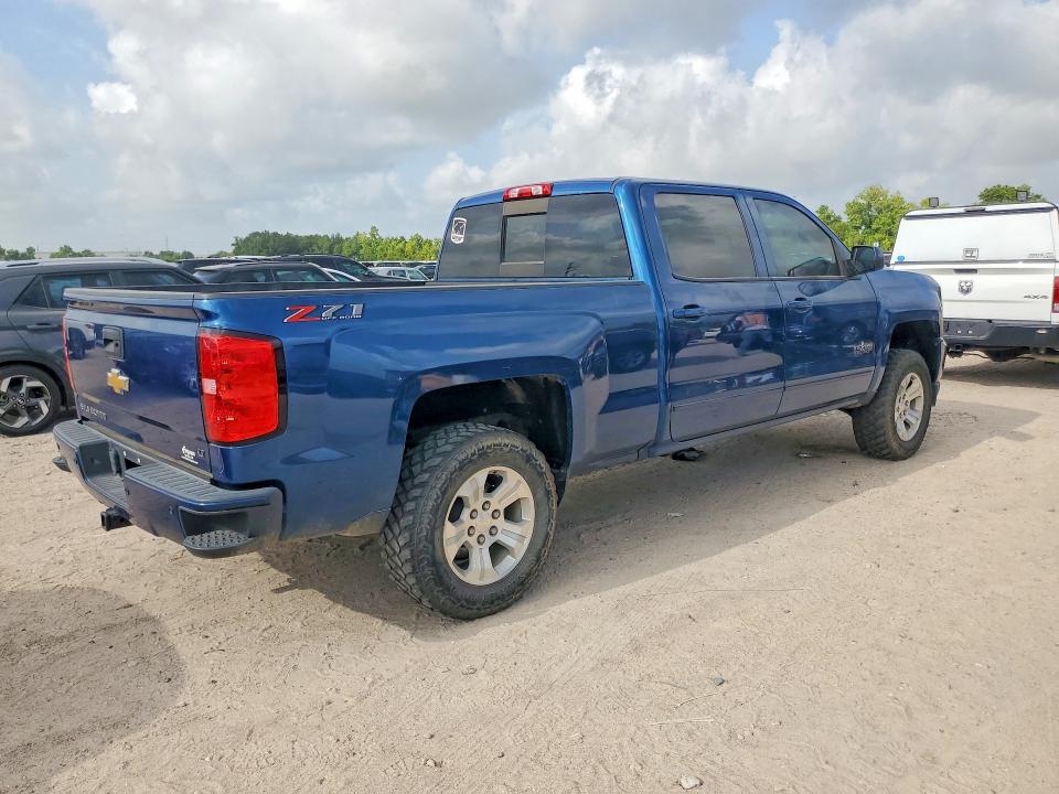 Photo 3 from auction – 2018 CHEVROLET SILVERADO with VIN 3GCUKREC9JG415138