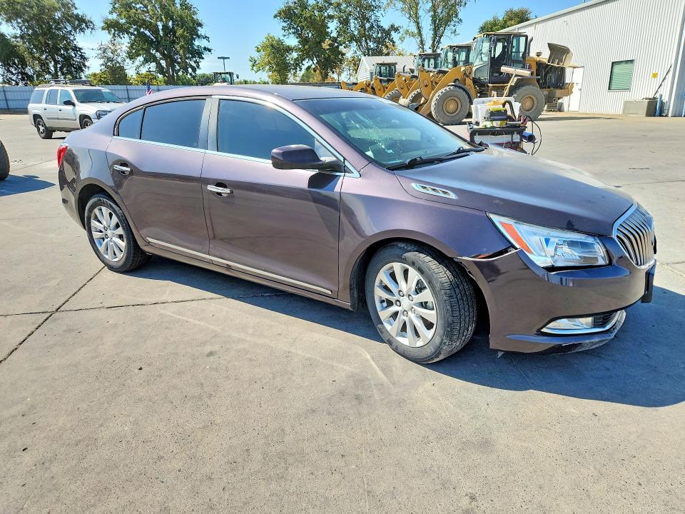 Photo 4 from auction – 2015 BUICK LACROSSE with VIN 1G4GA5GR9FF192565