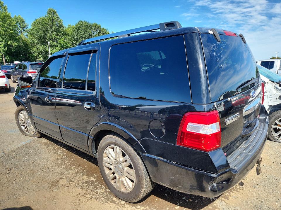 Photo 2 from auction – 2011 FORD EXPEDITION with VIN 1FMJU2A53BEF32018