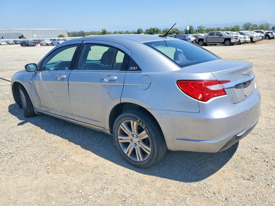 Photo 2 from auction – 2013 CHRYSLER 200 with VIN 1C3CCBBB6DN580124