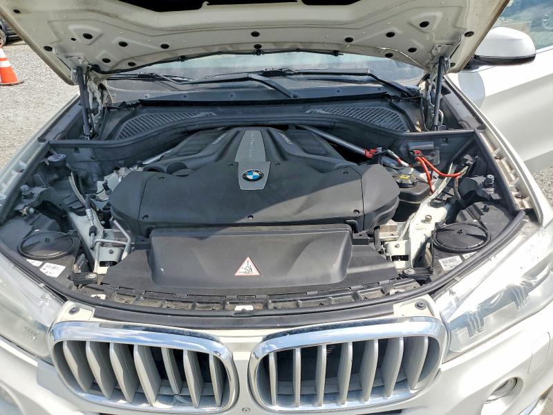 Photo 12 from auction – 2015 BMW X5 with VIN 5UXKR6C50F0J77583