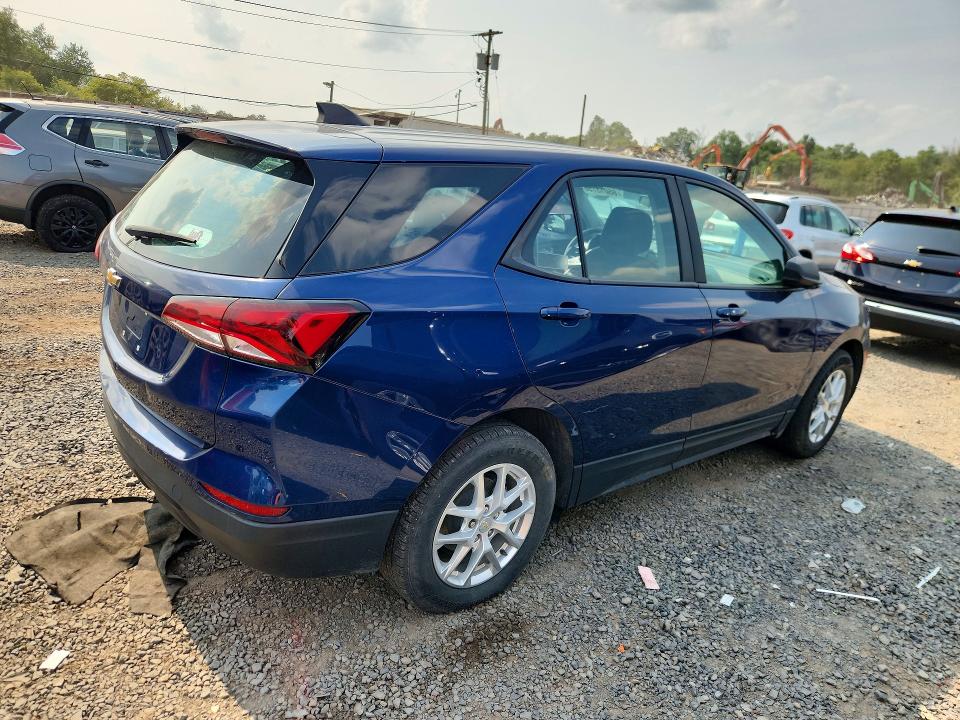 Photo 3 from auction – 2022 CHEVROLET EQUINOX with VIN 3GNAXHEV9NS149162