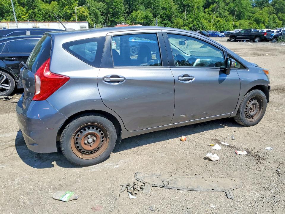 Photo 3 from auction – 2018 NISSAN VERSA NOTE with VIN 3N1CE2CP0JL366549