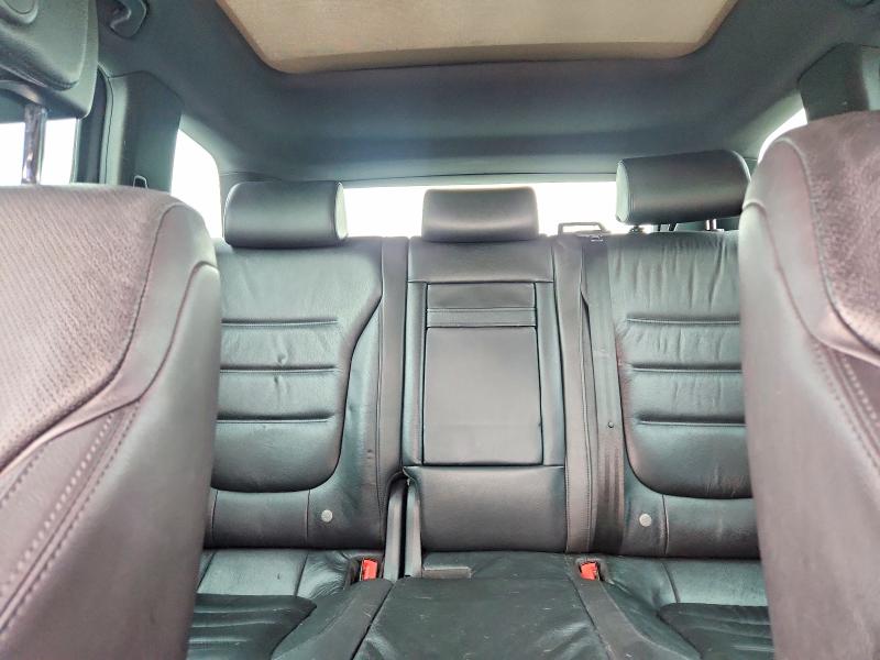 Photo 10 from auction – 2017 VOLKSWAGEN TOUAREG with VIN WVGRF7BP3HD005668
