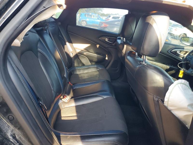 Photo 10 from auction – 2015 CHRYSLER 200 with VIN 1C3CCCBB0FN756108