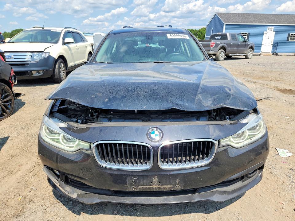 Photo 5 from auction – 2018 BMW 320 with VIN WBA8E5G58JNU48152