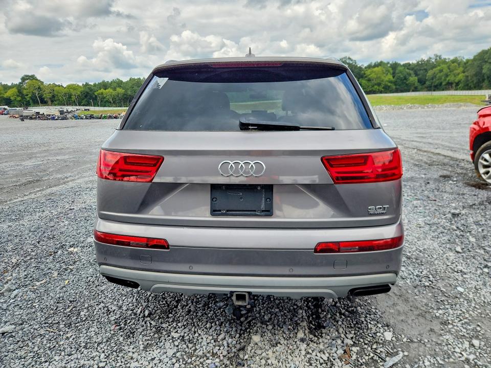 Photo 6 from auction – 2017 AUDI Q7 with VIN WA1AAAF76HD019727