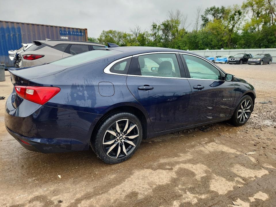 Photo 3 from auction – 2017 CHEVROLET MALIBU with VIN 1G1ZE5ST9HF286798
