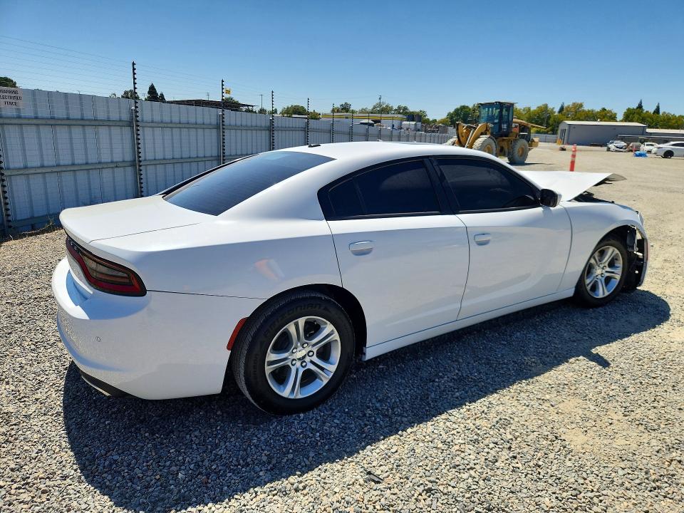 Photo 3 from auction – 2020 DODGE CHARGER with VIN 2C3CDXBG0LH123628
