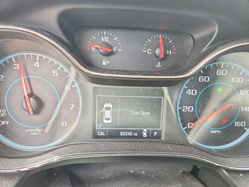 Photo 9 from auction – 2017 CHEVROLET CRUZE with VIN 1G1BE5SM5H7125627