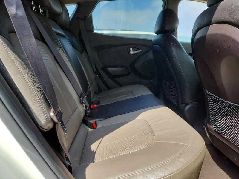 Photo 11 from auction – 2011 HYUNDAI TUCSON with VIN KM8JU3ACXBU292377