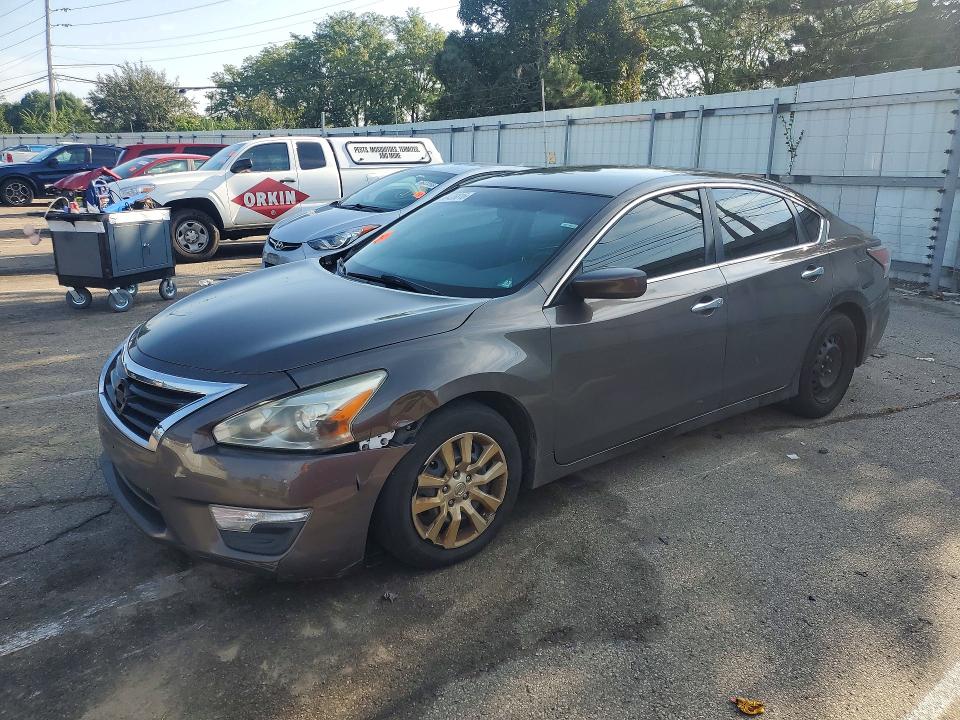 Снимка 1 от търг – 2015 NISSAN ALTIMA с VIN 1N4AL3AP3FC474806