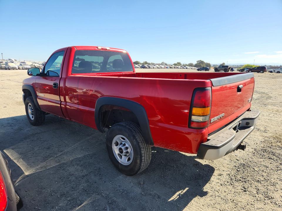 Photo 2 from auction – 2004 GMC SIERRA with VIN 1GTHC24U44E295406