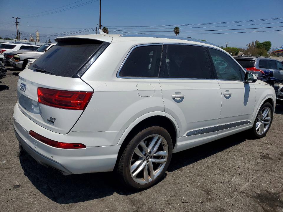 Photo 3 from auction – 2017 AUDI Q7 with VIN WA1VAAF79HD041867
