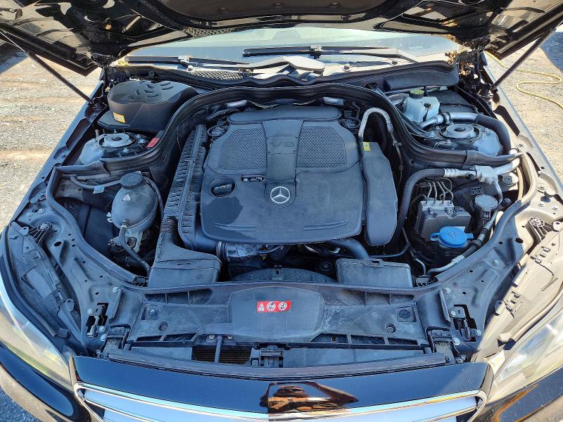 Photo 11 from auction – 2014 MERCEDES-BENZ E with VIN WDDHF8JB6EA854563