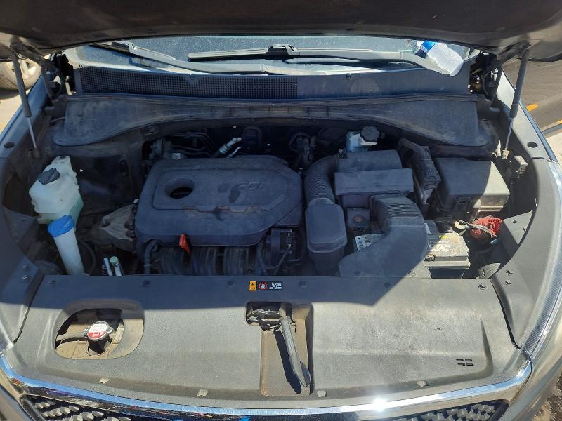 Photo 12 from auction – 2016 KIA SORENTO with VIN 5XYPG4A33GG075029
